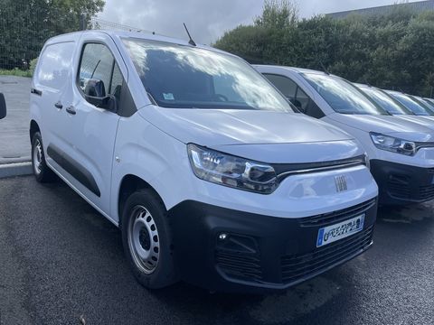 Fiat Doblo M 650kg BlueHDi 130ch S&S Pro Lounge Connect 2023 occasion KERVIGNAC 56700