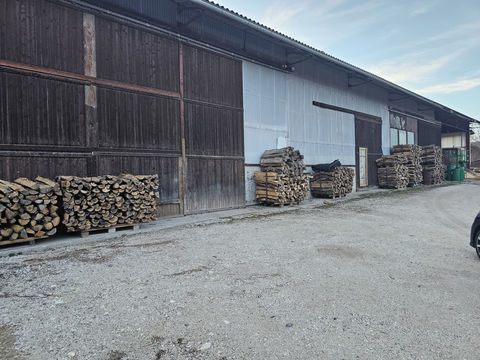 ENTREPOT 720 M2 + TERRAIN POSSIBLE  - 2500 74350 Allonzier la caille