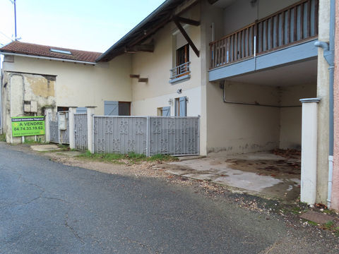  Maison de village � r�nover avec cour Maison - 4 pi�ce(s) - 69 m�