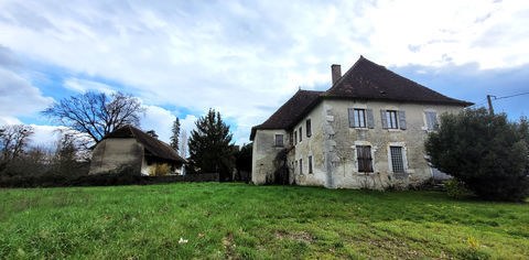   Maison Dauphinoise 8 pi�ces Propri�t�/ch�teau - 8 pi�ce(s) - 332 m�