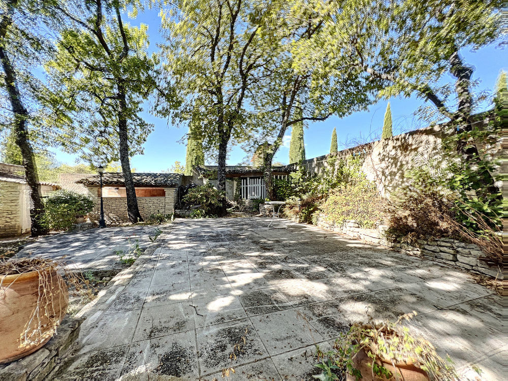 � vendre  Propri�t�/ch�teau Murs (84220)