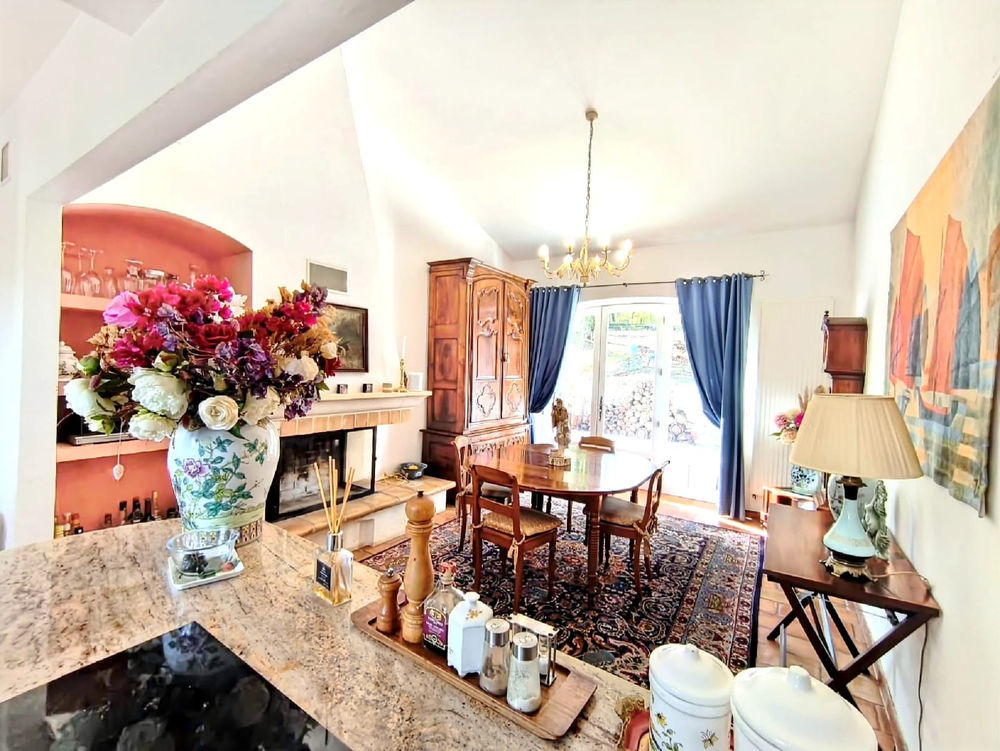 � vendre  Propri�t�/ch�teau Fr�jus (83600)