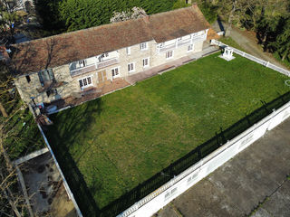  Propri�t�/ch�teau � vendre 6 pi�ces 366 m�