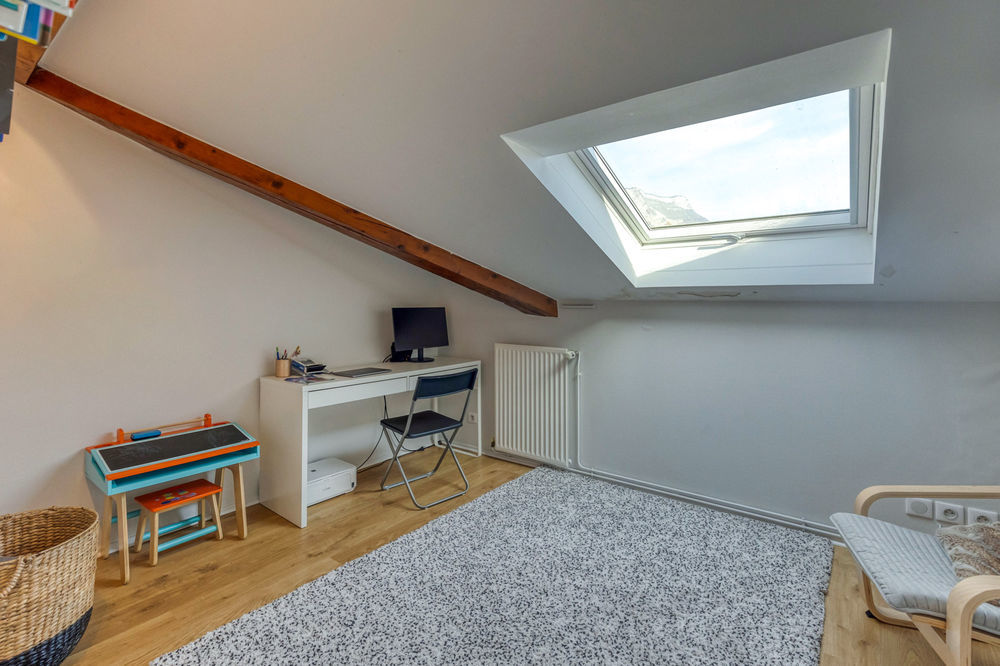 � vendre  Propri�t�/ch�teau Meylan (38240)