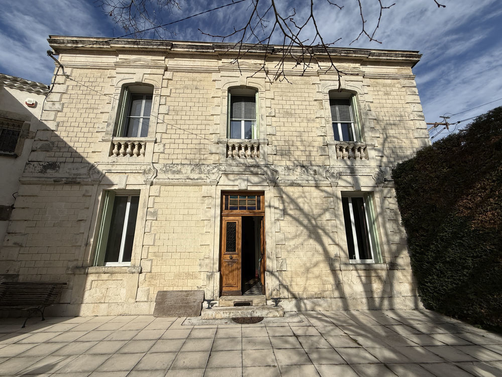 � vendre  Propri�t�/ch�teau Vauvert (30600)