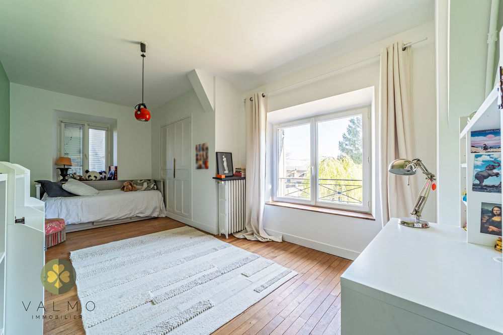 � vendre  Maison Montfort-l'Amaury (78490)