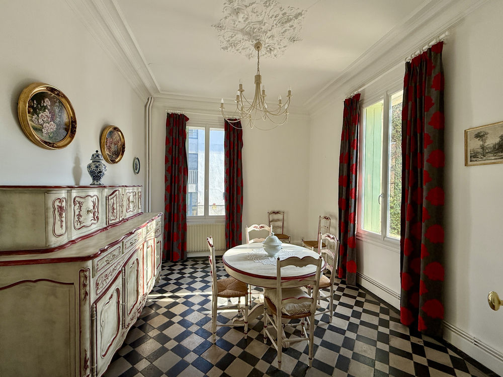 � vendre  Propri�t�/ch�teau Vauvert (30600)