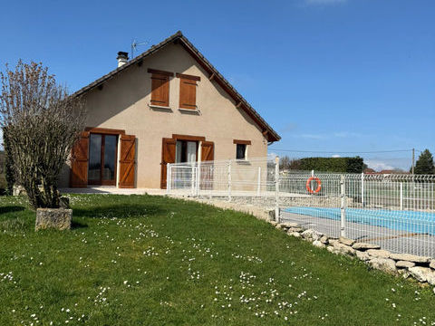   Charmante maison pleine nature avec piscine � vendre en exclusivit�! Maison - 5 pi�ce(s) - 156 m�