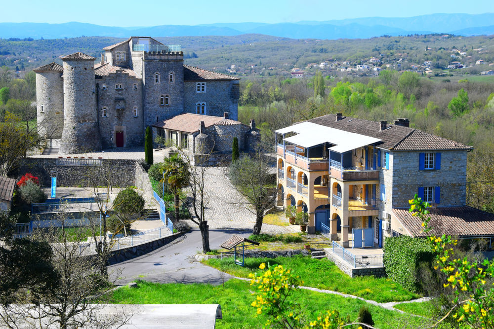 � vendre  Propri�t�/ch�teau Ruoms (07120)