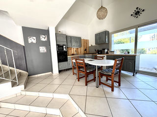  Maison � vendre 4 pi�ces 161 m�