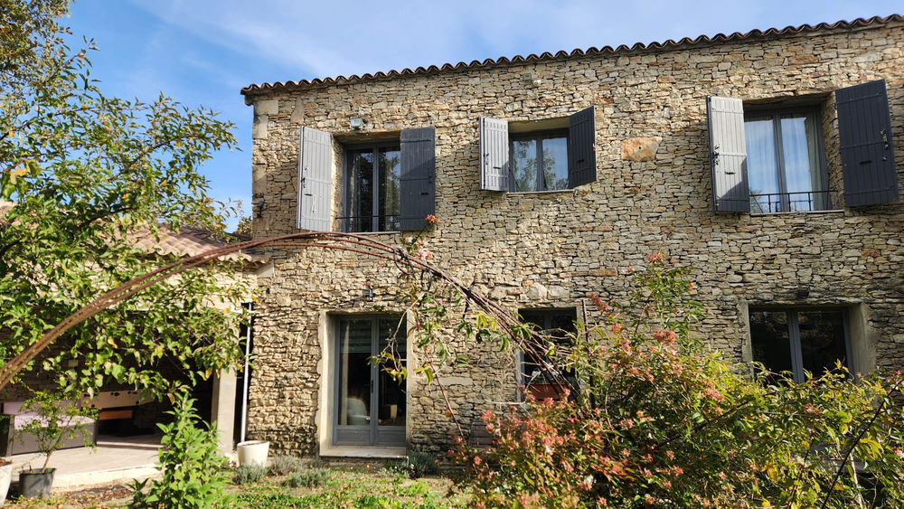 � vendre  Maison Gordes (84220)