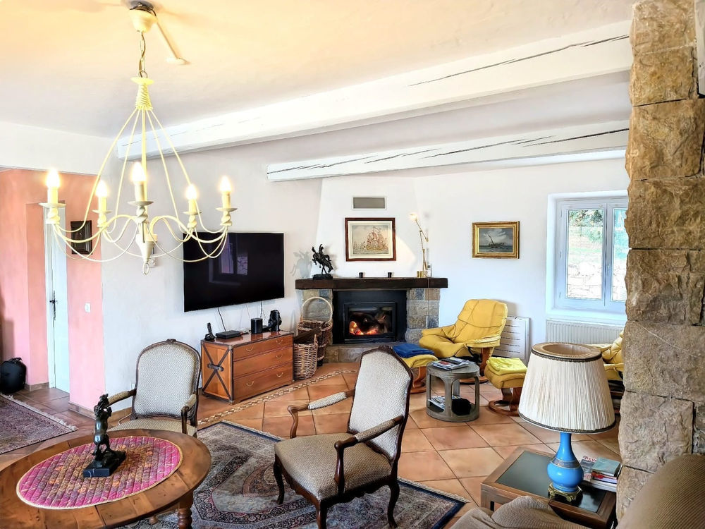 � vendre  Propri�t�/ch�teau Fr�jus (83600)