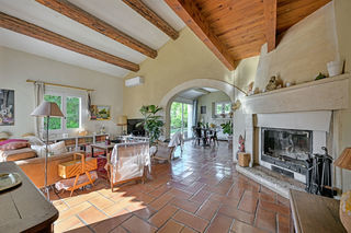  Propri�t�/ch�teau � vendre 7 pi�ces 230 m�