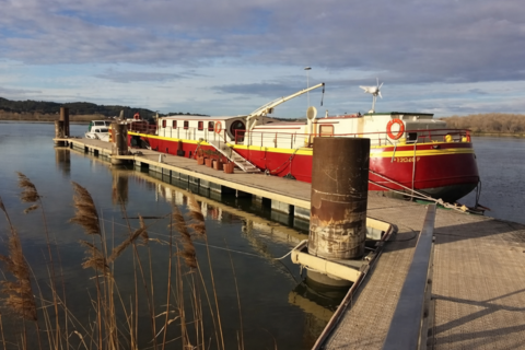   DPT(30) VALLABREGUES A VENDRE PENICHE 200M2 Maison - 6 pi�ce(s) - 200 m�