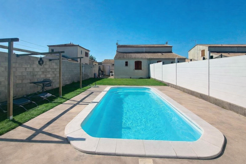   Exclusivit� - Villa de 84m2 - 3 chambres avec piscine et garage ! Maison - 4 pi�ce(s) - 84 m�