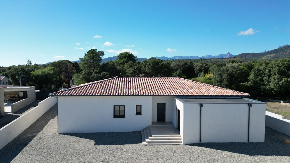 � vendre  Maison Solaro (20240)