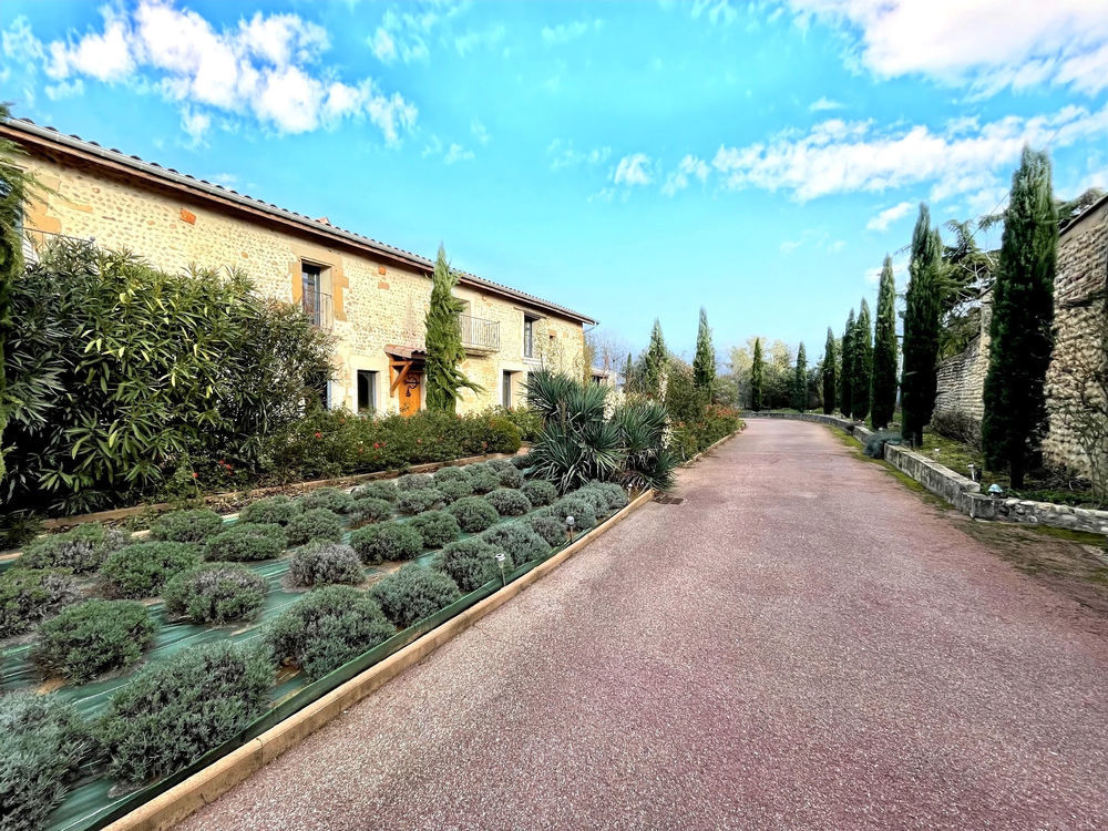 � vendre  Propri�t�/ch�teau Chabeuil (26120)