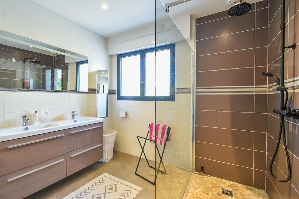 � vendre  Propri�t�/ch�teau Rochefort (73240)