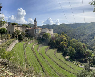  Immeuble � vendre 15 + pi�ces 2300 m�