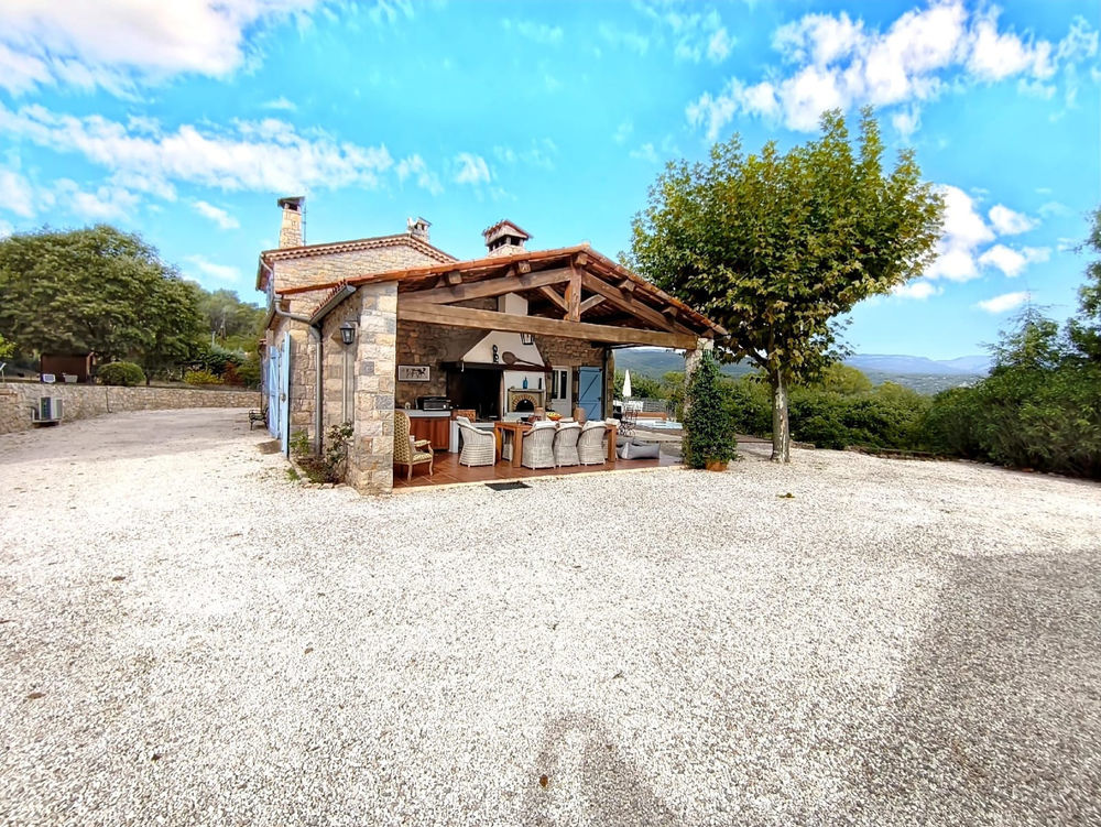 � vendre  Propri�t�/ch�teau Fr�jus (83600)