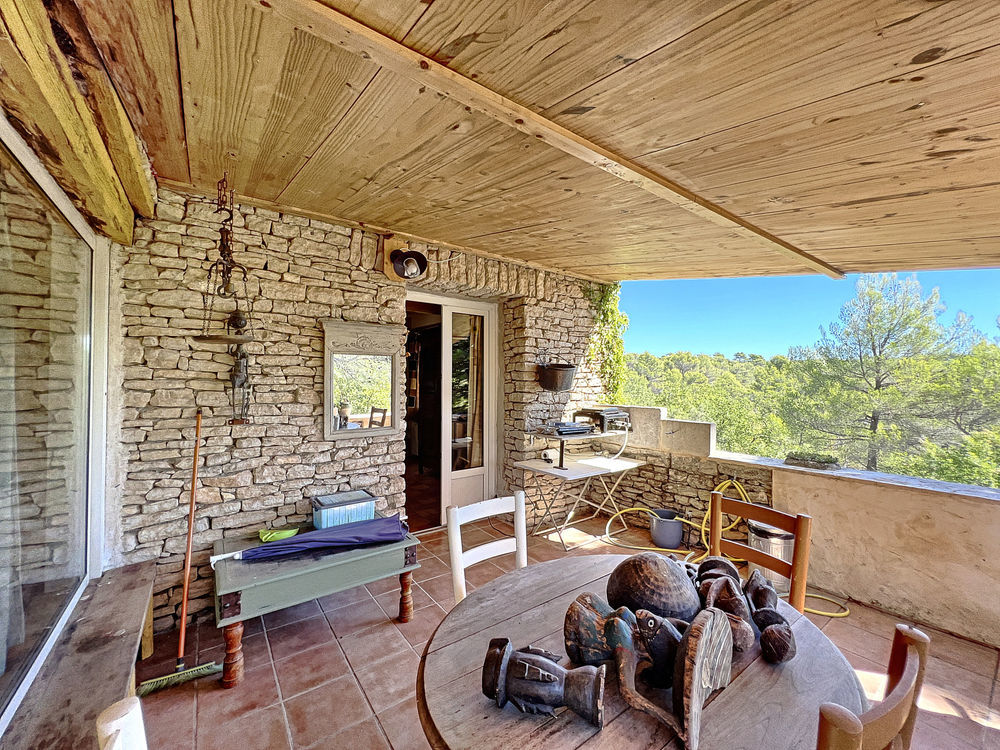 � vendre  Propri�t�/ch�teau Murs (84220)