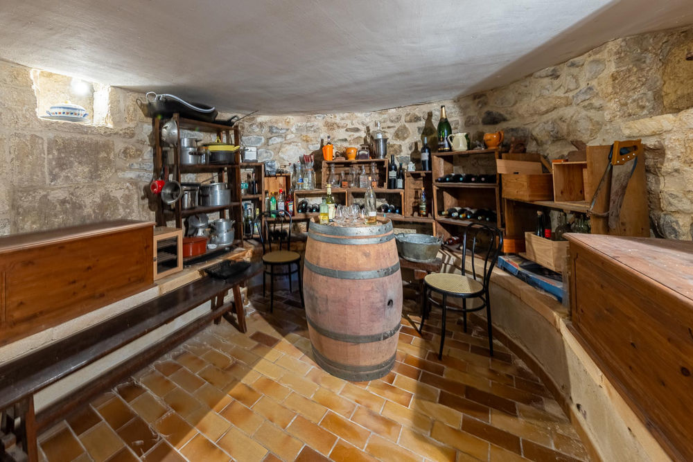 � vendre  Propri�t�/ch�teau Boulbon (13150)