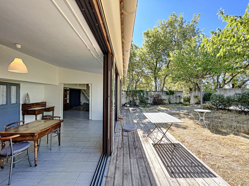 � vendre  Propri�t�/ch�teau Murs (84220)