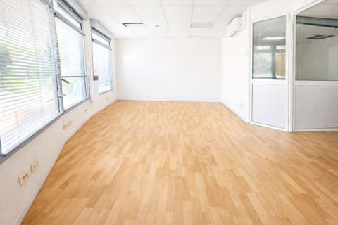 D&eacute;pt H&eacute;rault (34), &agrave; vendre MONTPELLIER Mur Commerciaux de 69m2 - parking. 159000 34000 Montpellier