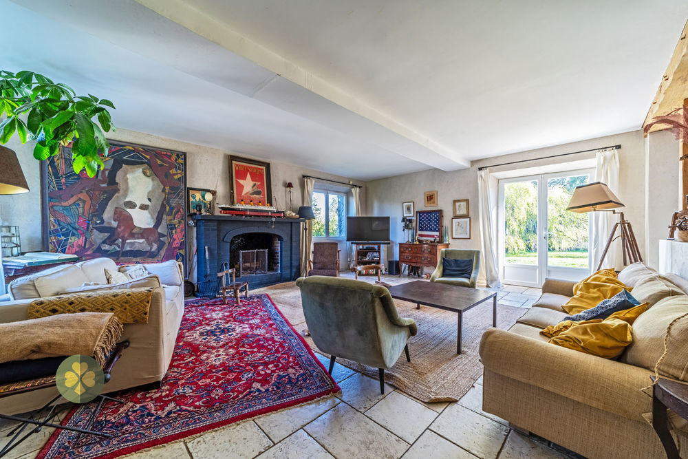 � vendre  Maison Montfort-l'Amaury (78490)