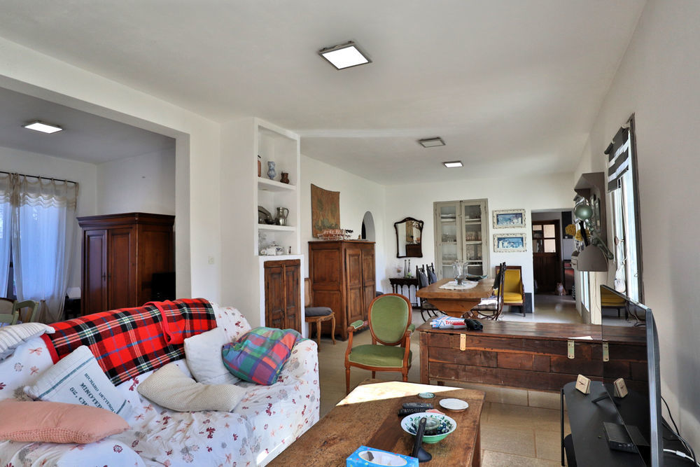 � vendre  Maison Gordes (84220)