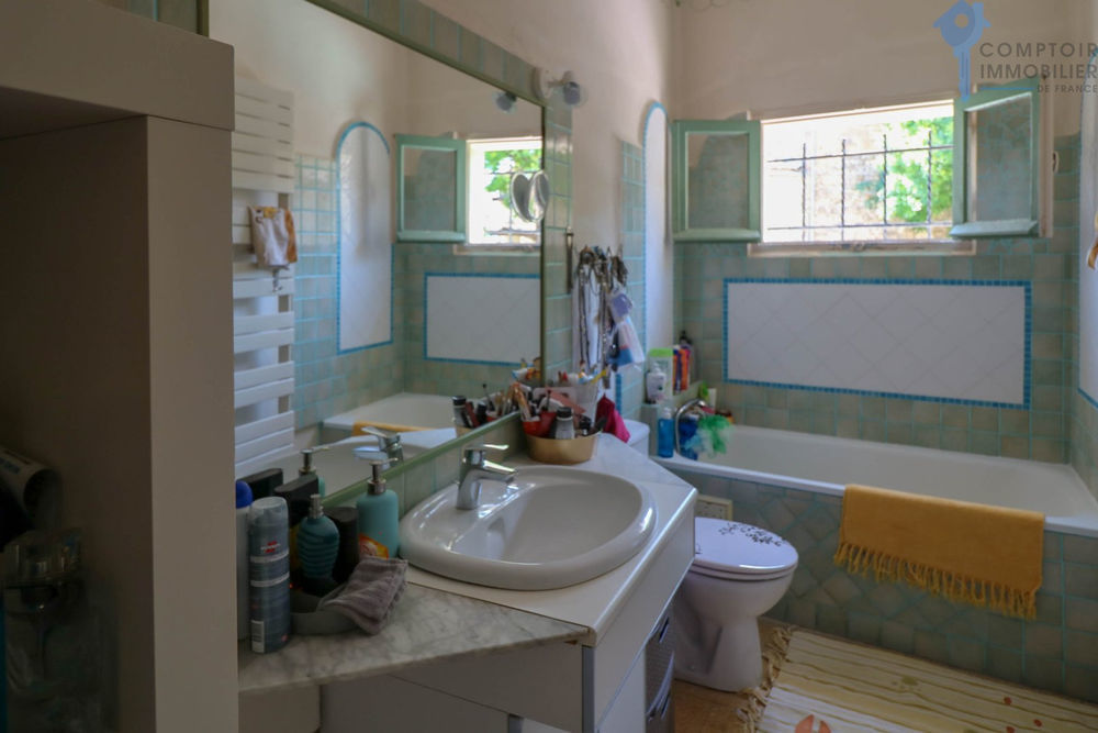 � vendre  Maison Uz�s (30700)