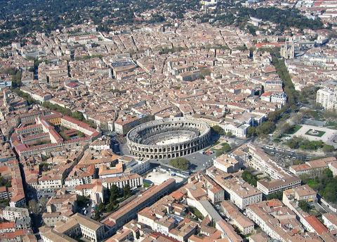 NIMES ECUSSON - LOCAL COMMERCIAL 130000 30000 Nimes