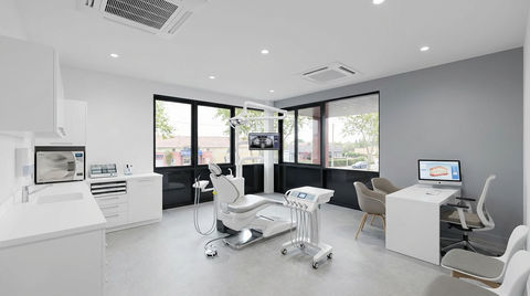 OPPORTUNIT&Eacute; RARE &Agrave; L&eacute;guevin   ENSEMBLE DE LOCAUX MEDICAUX (50m2) 195000 31490 Leguevin