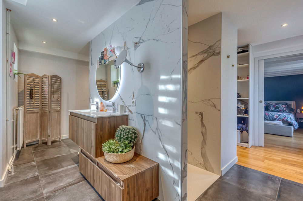 � vendre  Propri�t�/ch�teau Meylan (38240)