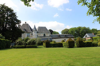  Propri�t�/ch�teau � vendre 15 + pi�ces 1100 m�