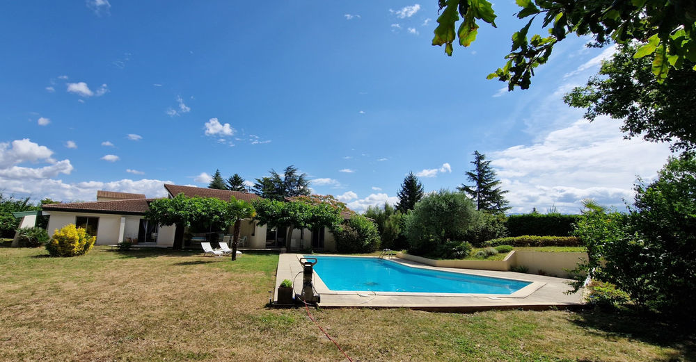 � vendre  Propri�t�/ch�teau Mont�lier (26120)