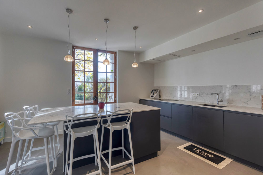 � vendre  Propri�t�/ch�teau Meylan (38240)