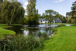  Propri�t�/ch�teau � vendre 13 pi�ces 1032 m�