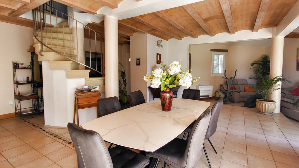 � vendre  Maison Uz�s (30700)