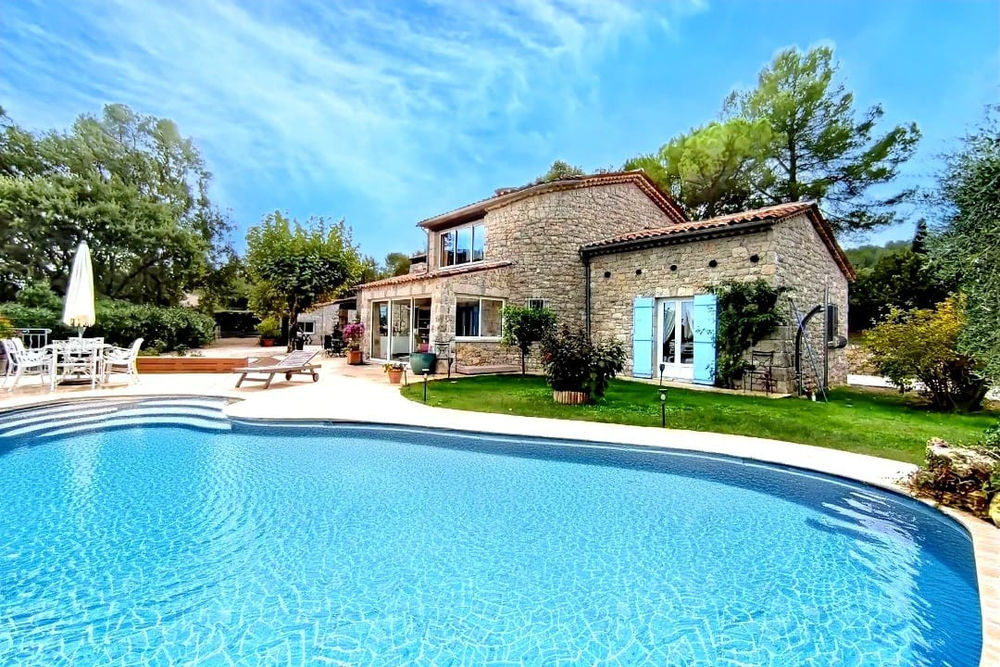 � vendre  Propri�t�/ch�teau Fr�jus (83600)