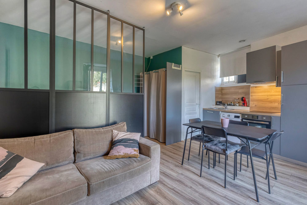 � vendre  Propri�t�/ch�teau Meylan (38240)