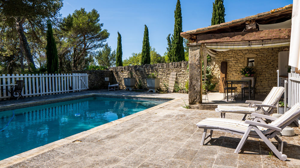 � vendre  Propri�t�/ch�teau Murs (84220)