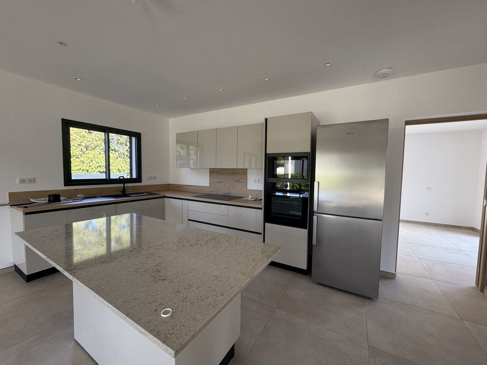 � vendre  Maison Solaro (20240)