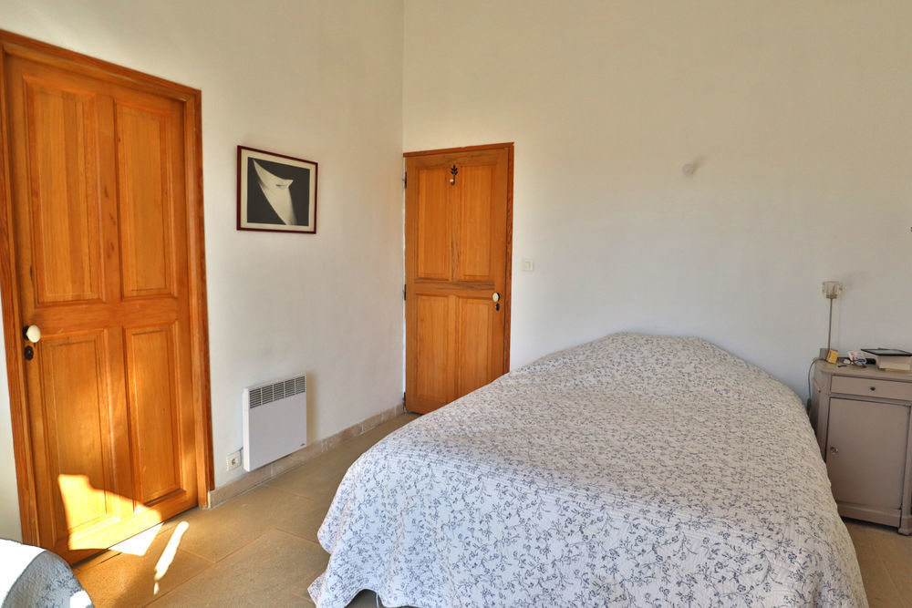 � vendre  Maison Gordes (84220)