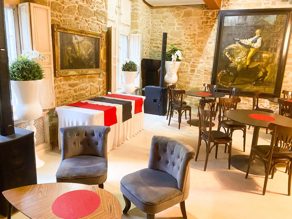 � vendre  Propri�t�/ch�teau Avignon (84000)