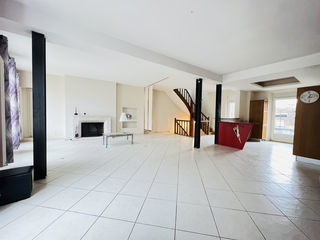  Maison � vendre 7 pi�ces 215 m�