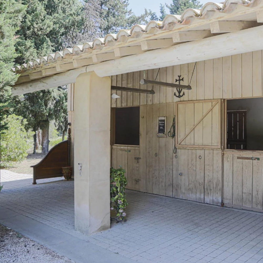 � vendre  Propri�t�/ch�teau Boulbon (13150)