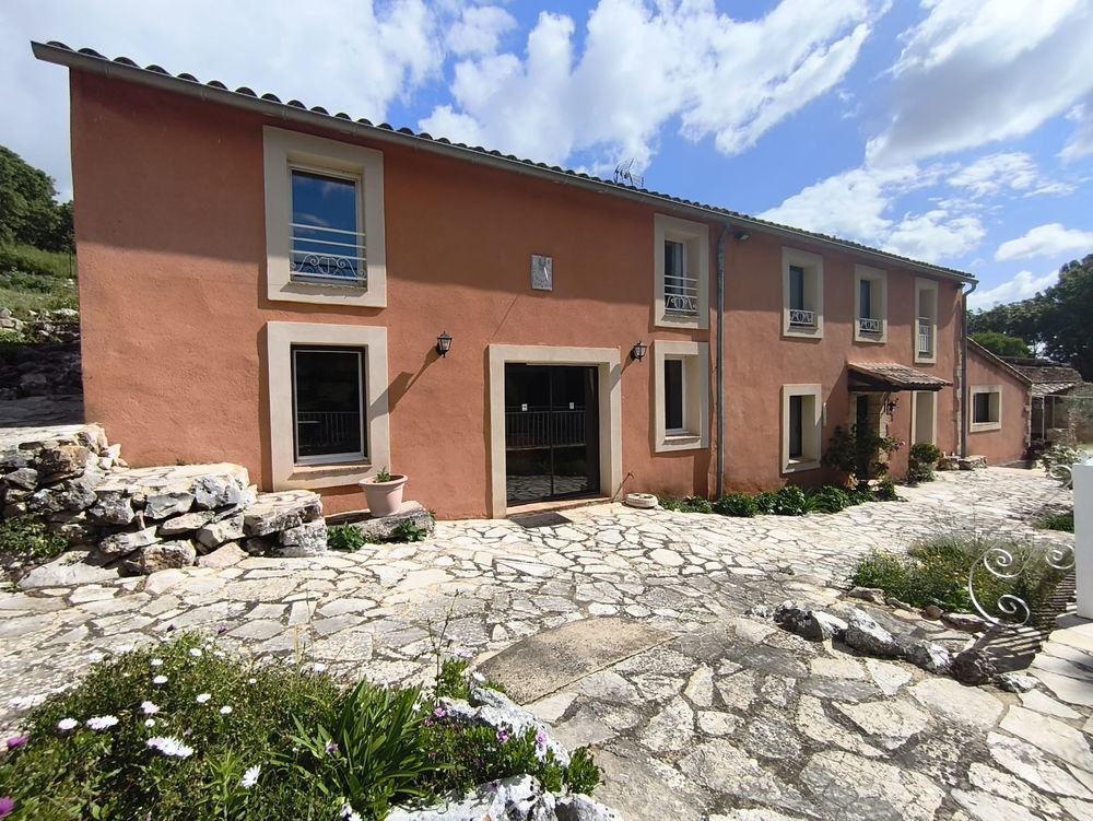 � vendre  Propri�t�/ch�teau Rochefort-du-Gard (30650)