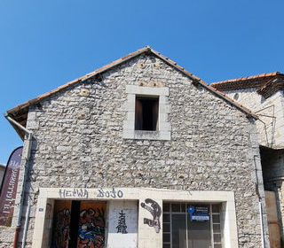  Maison � vendre 3 pi�ces 300 m�