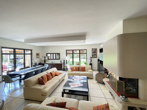  Maison � vendre 11 pi�ces 342 m�